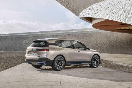 Aus BMW Vision iNext wird BMW iX: Elektro-SUV kommt Ende 2021
