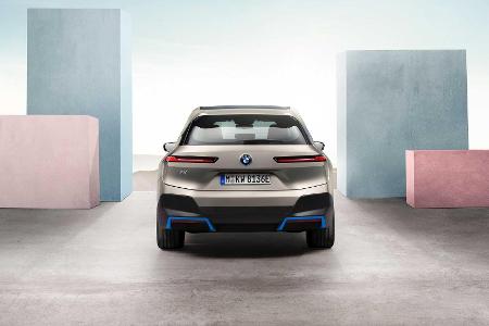 Aus BMW Vision iNext wird BMW iX: Elektro-SUV kommt Ende 2021