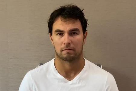 Geknickt: Sergio Perez bei seiner Videobotschaft via Twitter