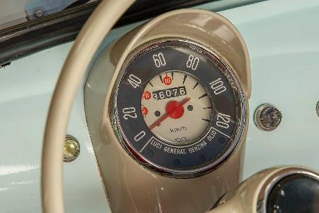 Zeitreise: Unterwegs im alten Fiat 500