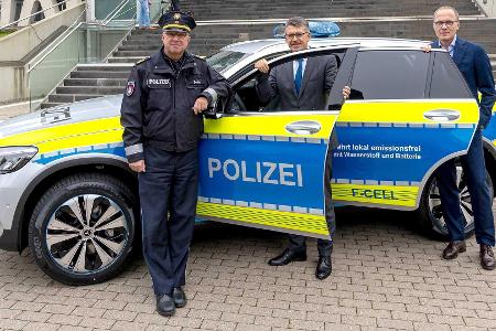 Mercedes GLC F-CELL für die Hamburger Polizei