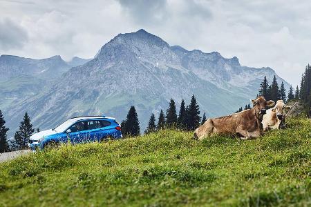 BMW X1 xDrive25e und X2 xDrive25e: Kompakt-SUVs mit Plug-in-Hybrid