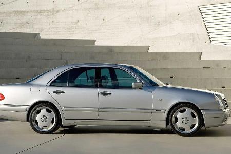 Mercedes E 50 AMG: Premiere vor 25 Jahren