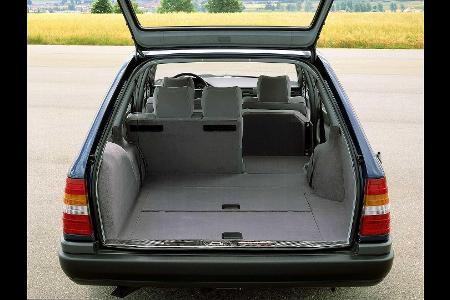 Mercedes S 124: Das zweite T-Modell wird 35