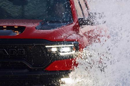 Ram 1500 TRX (2021): Über 700 PS starker Pick-up startet Ende 2020