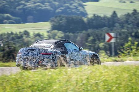 Mercedes-AMG SL (2021) zeigt sich ganz offiziell als Erlkönig