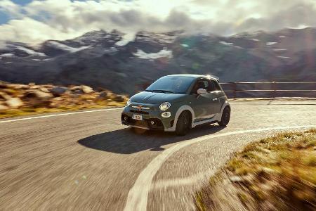 Abarth 695 70° Anniversario mit 180 PS und verstellbarem Spoiler