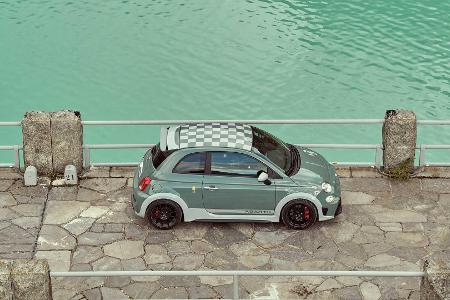 Abarth 695 70° Anniversario mit 180 PS und verstellbarem Spoiler