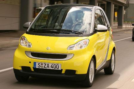 Der neue Smart Fortwo CDI mit Dieselmotor tritt mit dem Anspruch an, das sparsamste Serienauto der Welt zu sein.