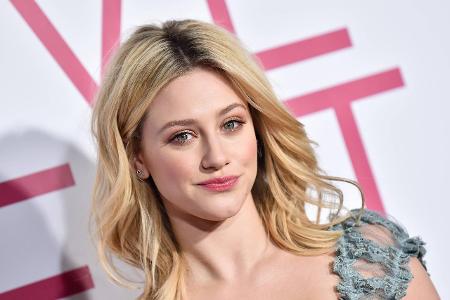 Diese Promis haben mit Depressionen zu kämpfen Lili Reinhart