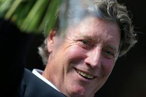 Schumacher: "1. FC Köln sehe ich als Rennschnecke"