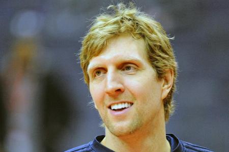 Nowitzki glaubt an Klassenerhalt der Kickers