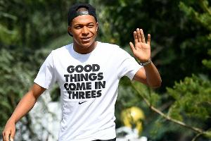 Sturmjuwel Mbappé: "Buffon verdient den Ballon d'Or"