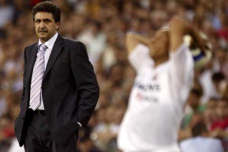 Also durfte sein Assistent Mariano García Remón zunächst übernehmen. Doch auch er schaffte es nicht, das Ruder herumzureißen...