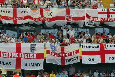 Nazi-Gesten in Dortmund: FA sperrt zwei England-Fans lebenslang