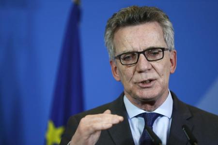 De Maizière: Abschaffung der Relegation keine Lösung