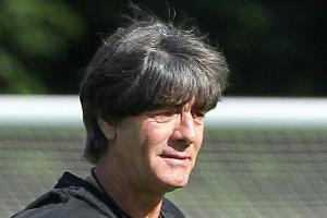 Löw verteidigt Confed-Cup-Kader: Kein Risiko - "Turnier ein Geschenk"