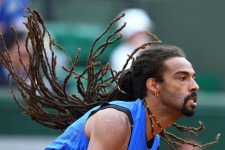 Zverev bezwingt Kohlschreiber in Halle - Brown nach Aus gefrustet