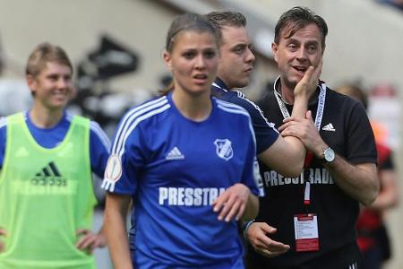 Frauenfußball: Sand holt Hamidovic - Anyomi bis 2020 in Essen