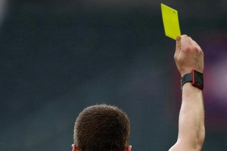 Videobeweis-Einführung: Gelbe Karte für TV-Geste