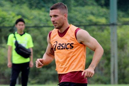 Podolski mit Debüt für Vissel Kobe