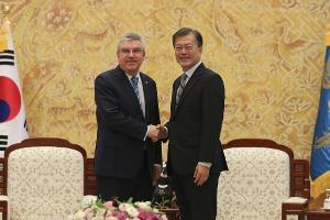 Südkoreas Präsident: Nordkorea soll an Winterspielen teilnehmen