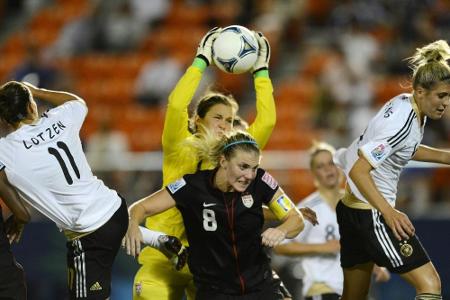 Frankfurt komplettiert Torhüter-Trio