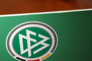 Offener Brief von Fans: Weiter Kritik an DFB-Plan mit Chinas U20