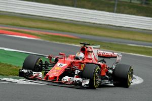 Formel 1: Vettel "überholt" Verstappen in der Box