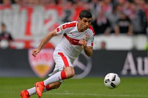 Stuttgart-Verteidiger Insua wünscht sich erfahrene Neuzugänge