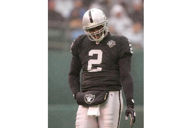 JaMarcus Russell - den Namen würden die Oakland Raiders wohl gerne aus ihrer Geschichte streichen. Der Quarterback gilt als ...
