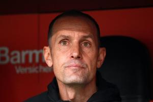 Herrlich hofft auf Einsatz von Alario am Sonntag gegen den HSV