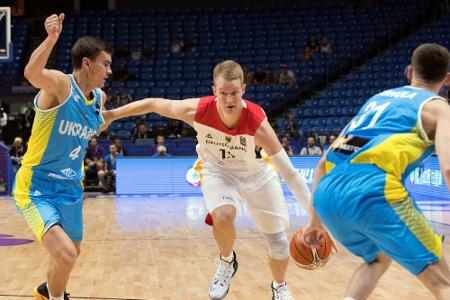 DBB-Kapitän Benzing Vater geworden