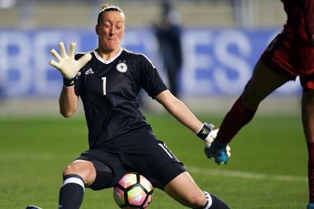 Torhüterin Schult verlässt DFB-Camp - Weiß nachnominiert