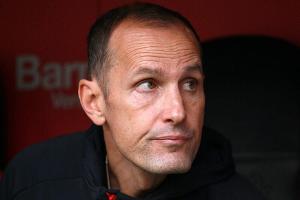 Herrlich kündigt Alario-Debüt für Bayer gegen Hamburg an