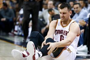 Lakers holen früheren NBA-Champion Bogut