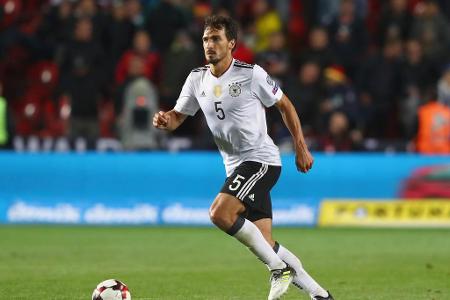 Dass er das Spiel mit langen Bällen eröffnen kann, konnte Hummels durchaus mal wieder bewiesen, seine Zweikampfstärke musste...