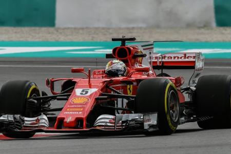Vettel Schnellster in Malaysia, Mercedes mit großen Problemen