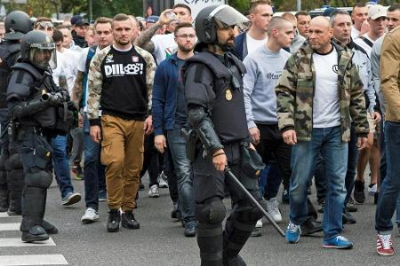 Mindestens 30 Festnahmen nach schweren Krawallen bei WM-Qualispiel Dänemark - Polen