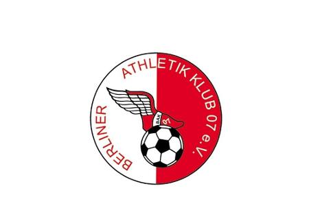 Nach Beleidigungen: Berliner AK entlässt Stadionsprecher