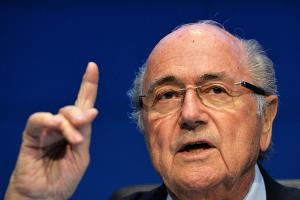 Ex-FIFA-Boss Blatter fordert sofortige Suspendierung von Constantin