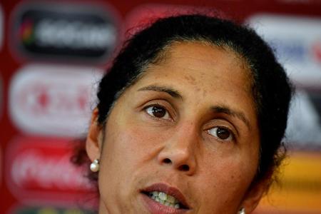 Erster Auftritt nach EM-Aus: Jones zeigt Reue - und kündigt Veränderungen an