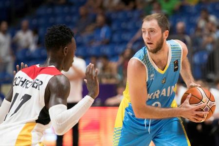 EM: Klarer Auftaktsieg für deutsche Basketballer