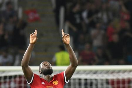 Lukaku führt ManUnited mit Doppelpack an die Spitze