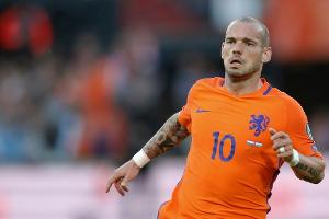 Podolskis Ex-Kollege Sneijder nach Nizza