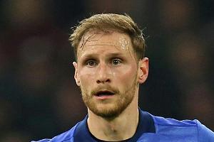Höwedes in Turin zum Medizincheck