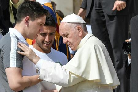Neun Monate nach Flugzeugunglück: Papst empfängt Chapecoense