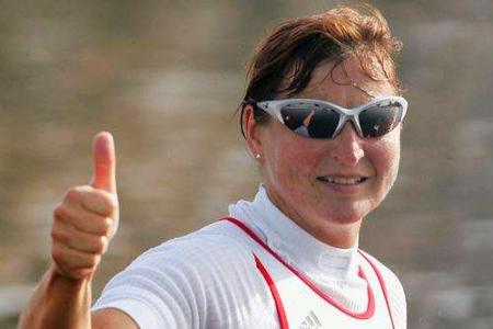 Über zwölf Jahre kann Deutschlands erfolgreichste Olympionikin Birgit Fischer nur müde lächel. Von 1980 bis 2004 gewann die ...