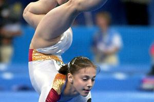 Turn-Olympiasiegerin Raducan neue Verbandspräsidentin Rumäniens