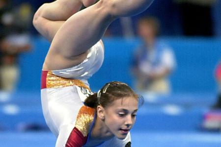 Turn-Olympiasiegerin Raducan neue Verbandspräsidentin Rumäniens